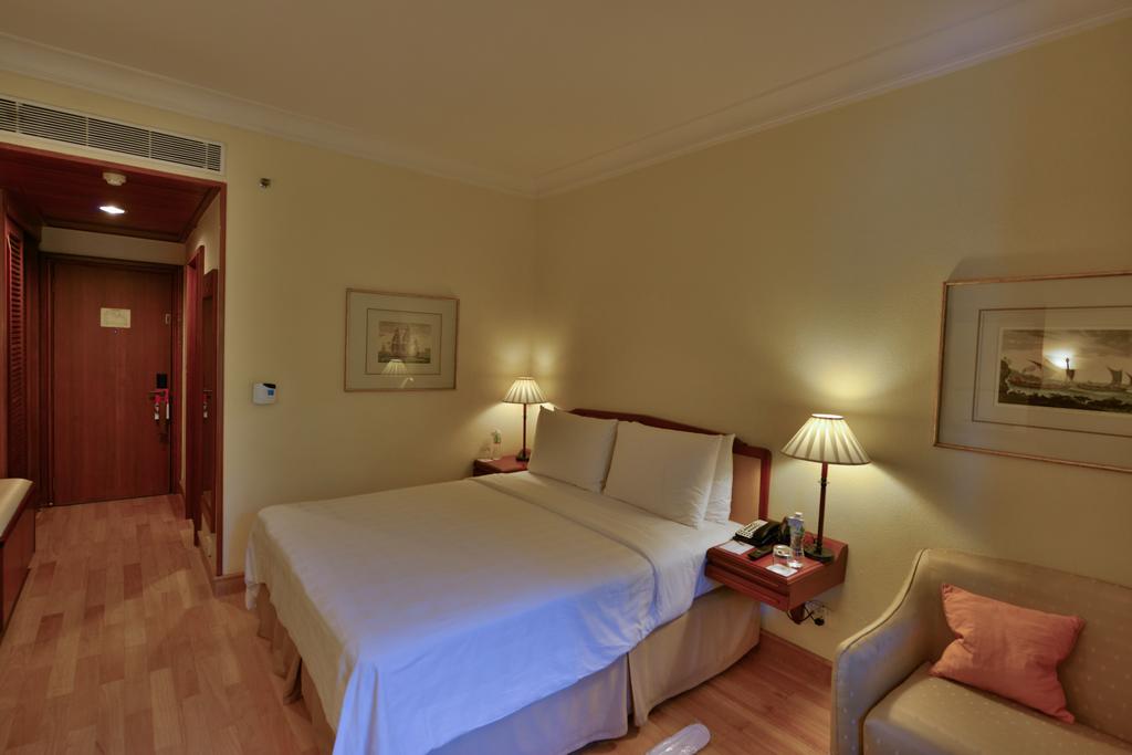 Deluxe Double or Twin Room