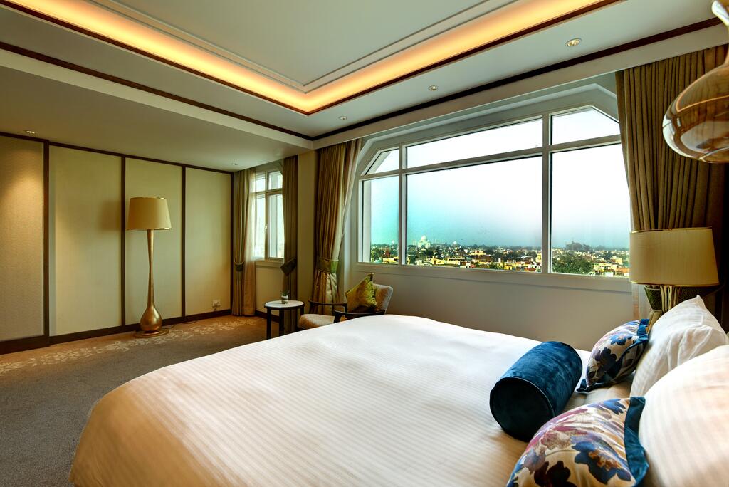 Premium Room Taj View