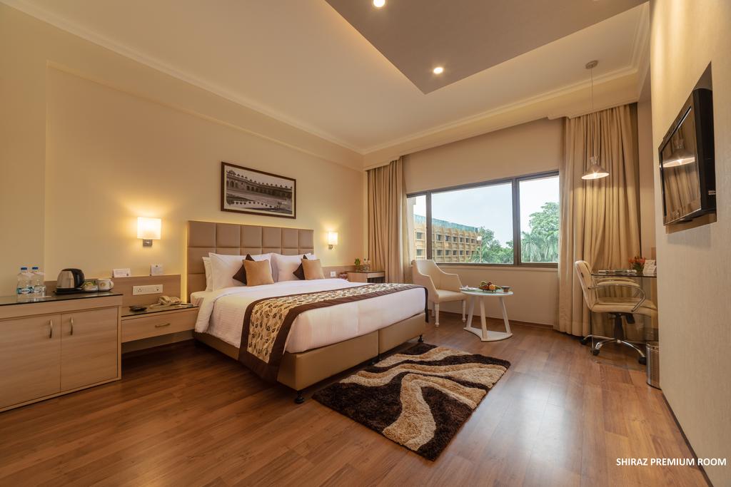 TAJ VIEW DELUXE ROOMS