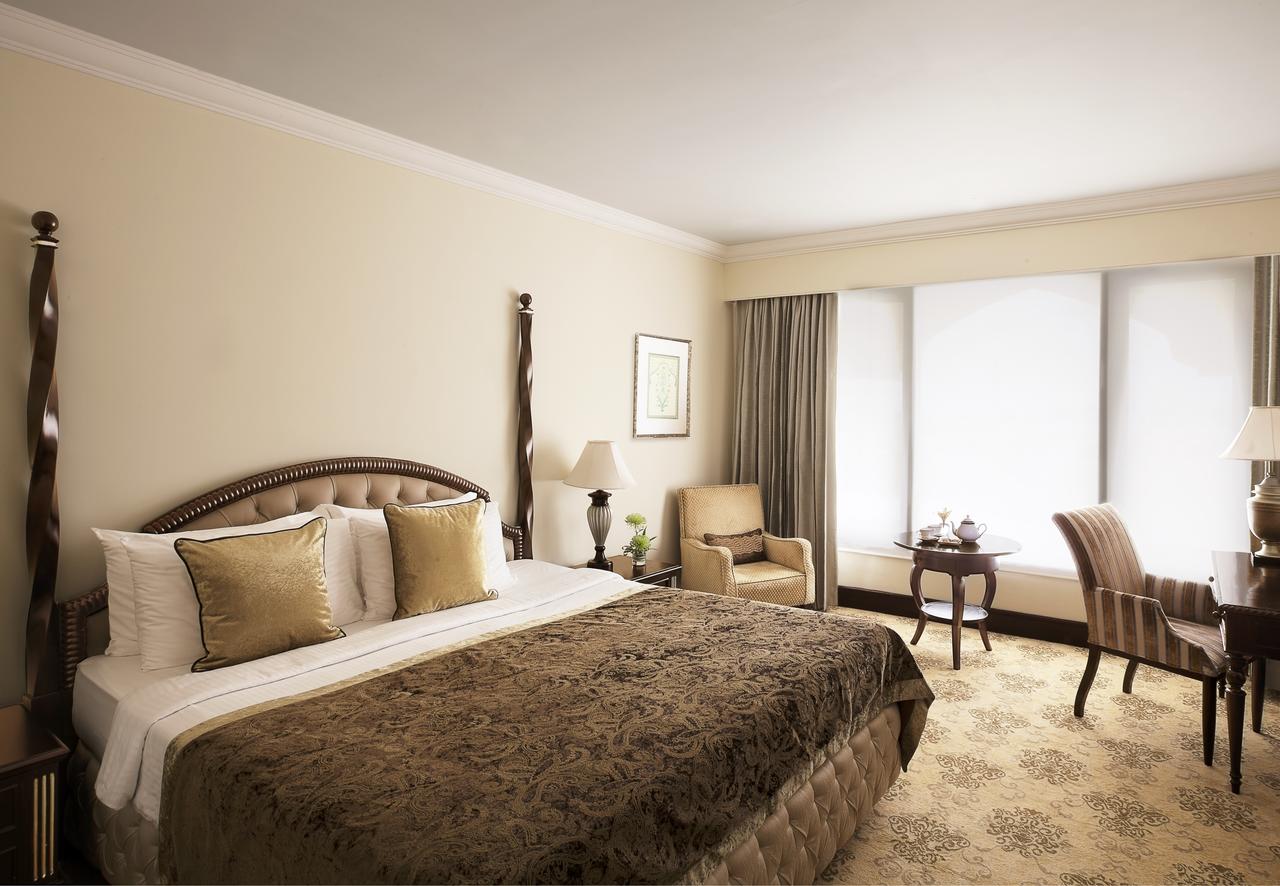 Taj Club Room City View