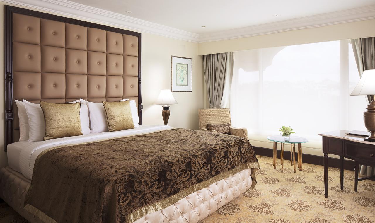 Taj Club Room City View