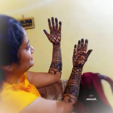 Pari Mehendi