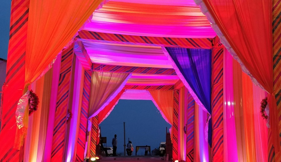 Tilok tent house