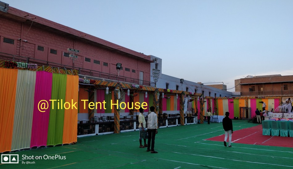 Tilok tent house